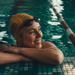 natation 1 fois par semaine resultats nageuse bonnet jaune